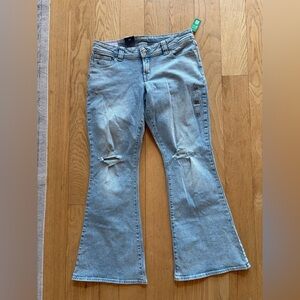 GAP NWT Low Rise Y2K Flare Jeans Light Wash size 31 12